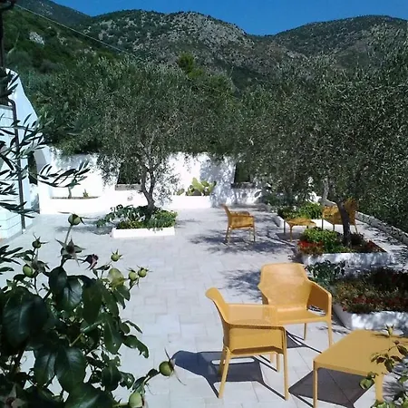 Montelci Апарт-отель