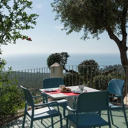 Апарт-отель Montelci 3*