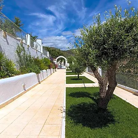 Montelci Appart hôtel 3*