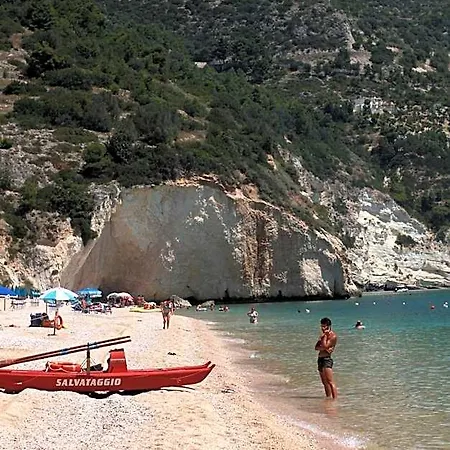 Montelci Apart-hotel 3*