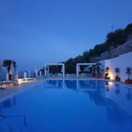 Aparthotel Montelci 3*