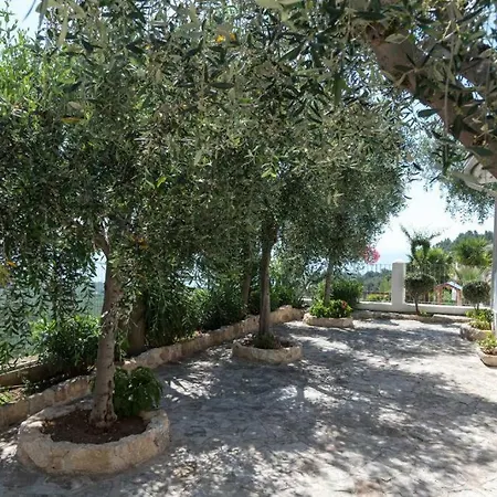 Montelci מלון דירות