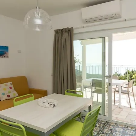 Montelci 3* Mattinata